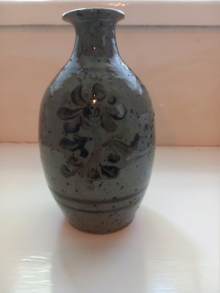 Can anyone help me identify the potter of this unmarked vase please? 20230810