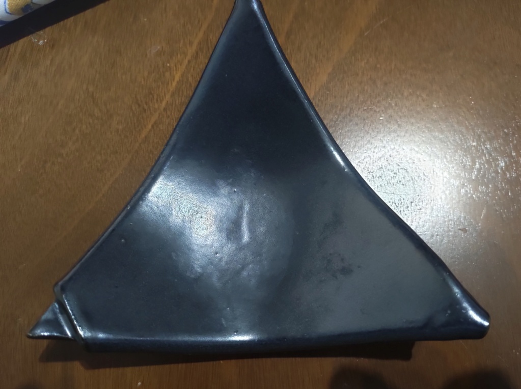 Folded ceramic bowl, maybe GW mark Img_2138
