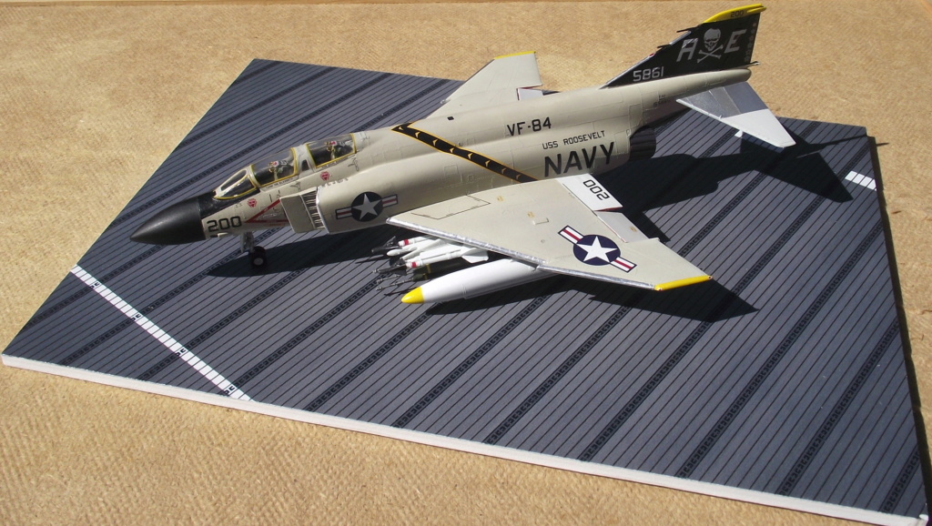 [ Revell ] McDonnell F-4 J Phantom II Dscf0657