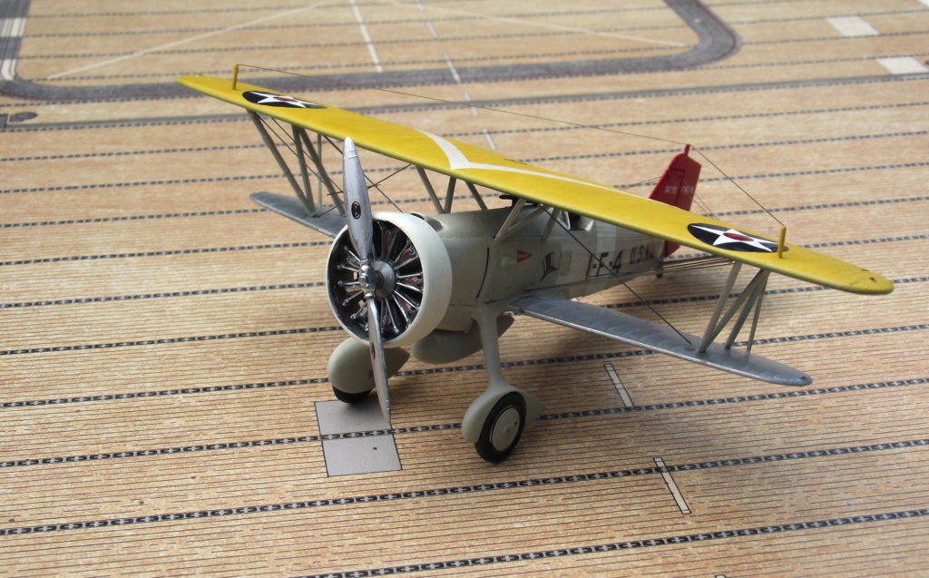 [ Monogram ] Curtiss F 11 C-2 Goshawk  Dscf0684