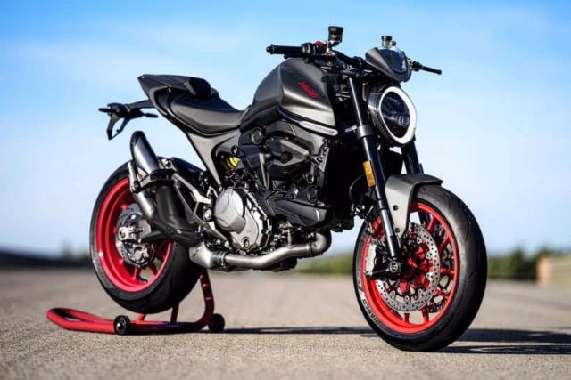 Nouvelle Ducati Monster...2021 Fb_im125