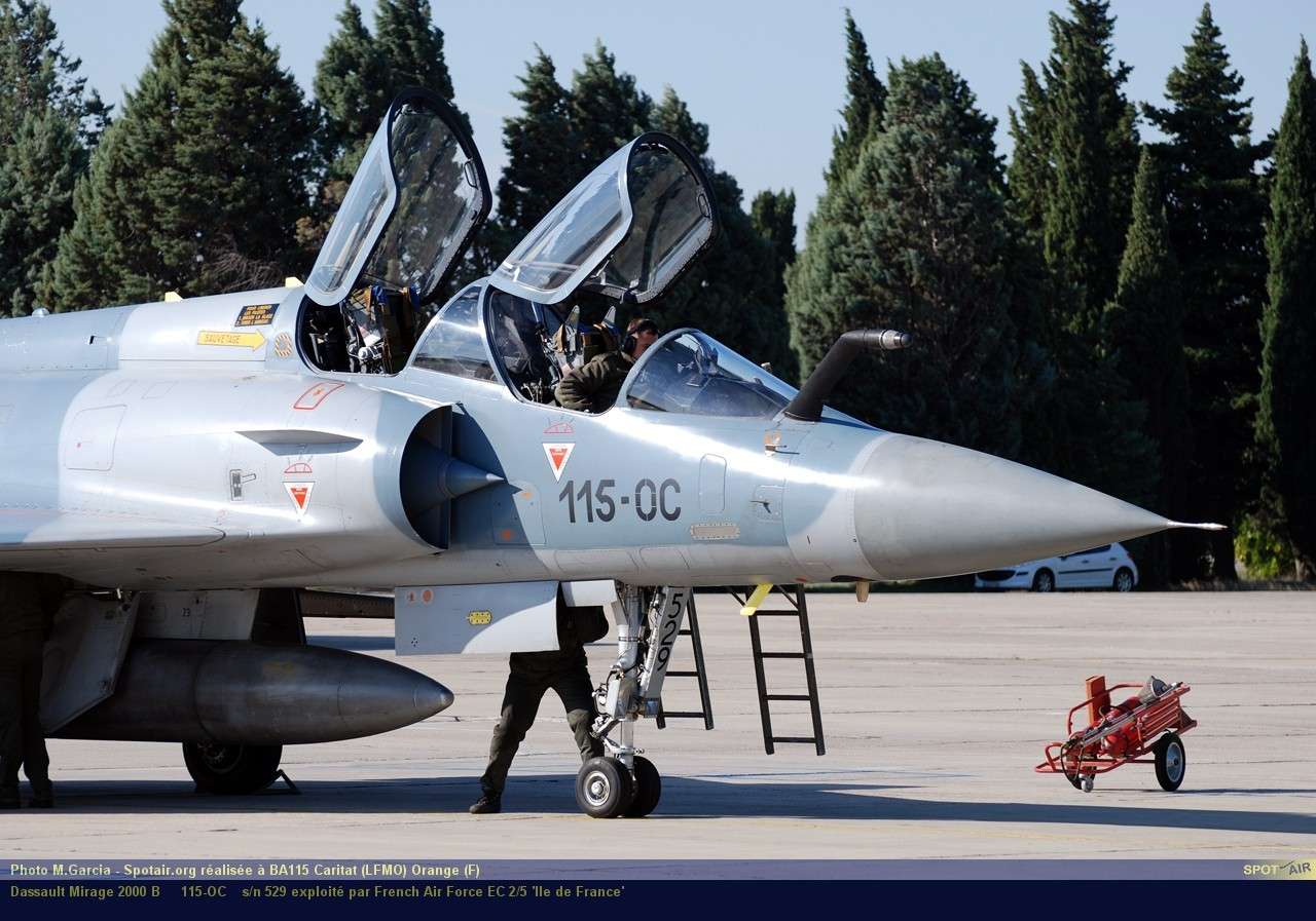 Visite BA115 d'Orange - Page 2 Mirage10