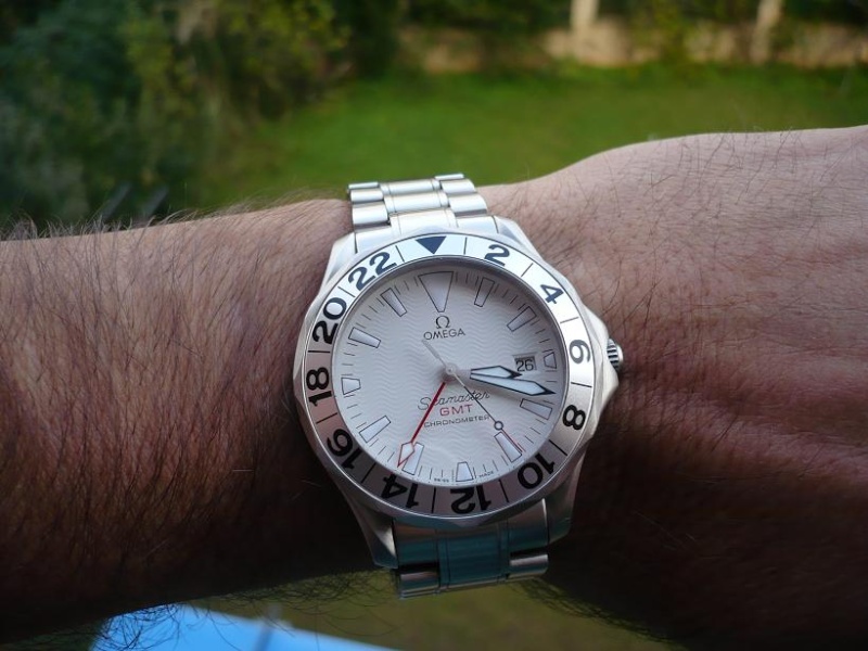 White is white ... Vos montres blanches - Page 2 Ma_sea11