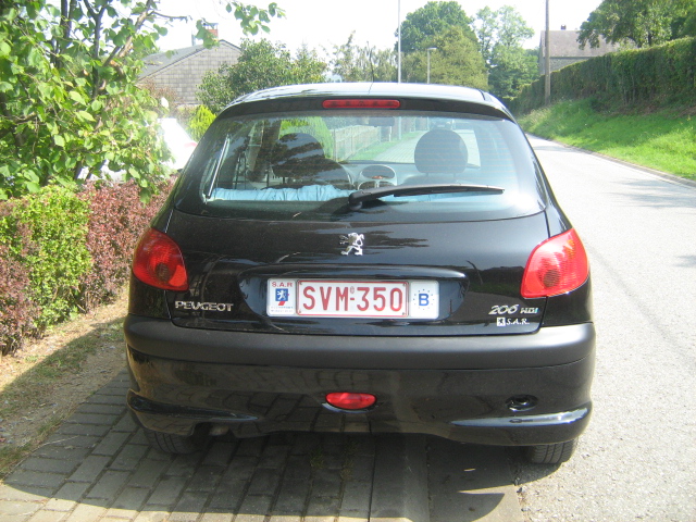 Peugeot 309 : @ garage :-) - Page 16 Img_0025