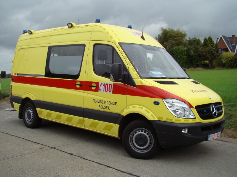 Ambulance Mercedes Sprinter pour les pompiers de Beloeil Dsc06616