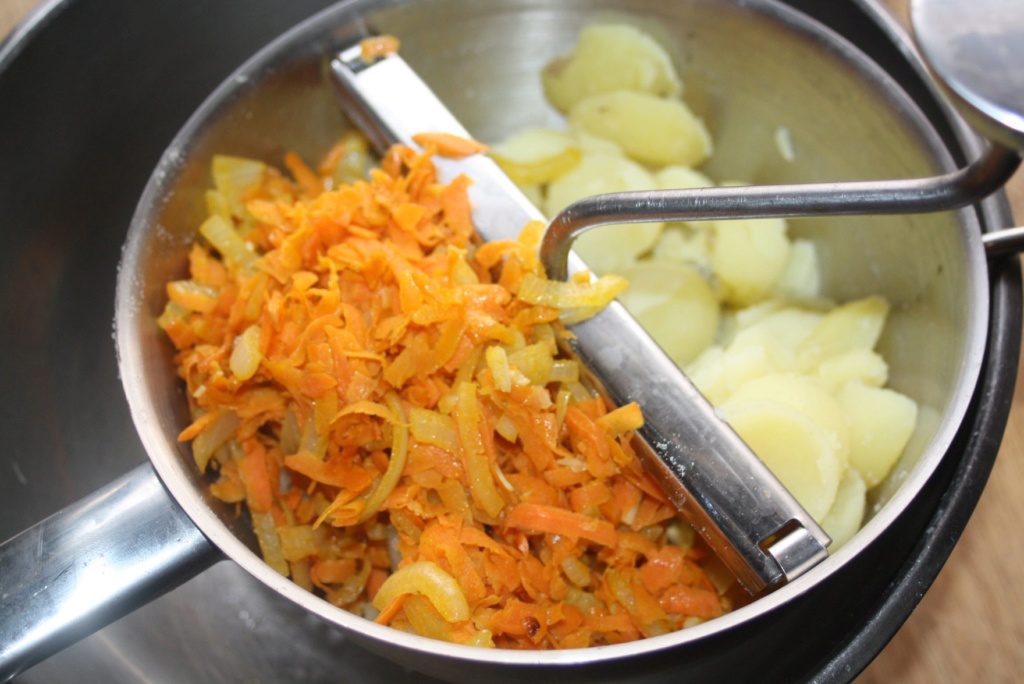 patates farcies aux carottes 56706110