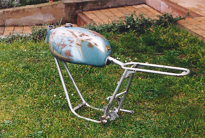 MONDIAL 48SS 4 vitesses. Cadre_14