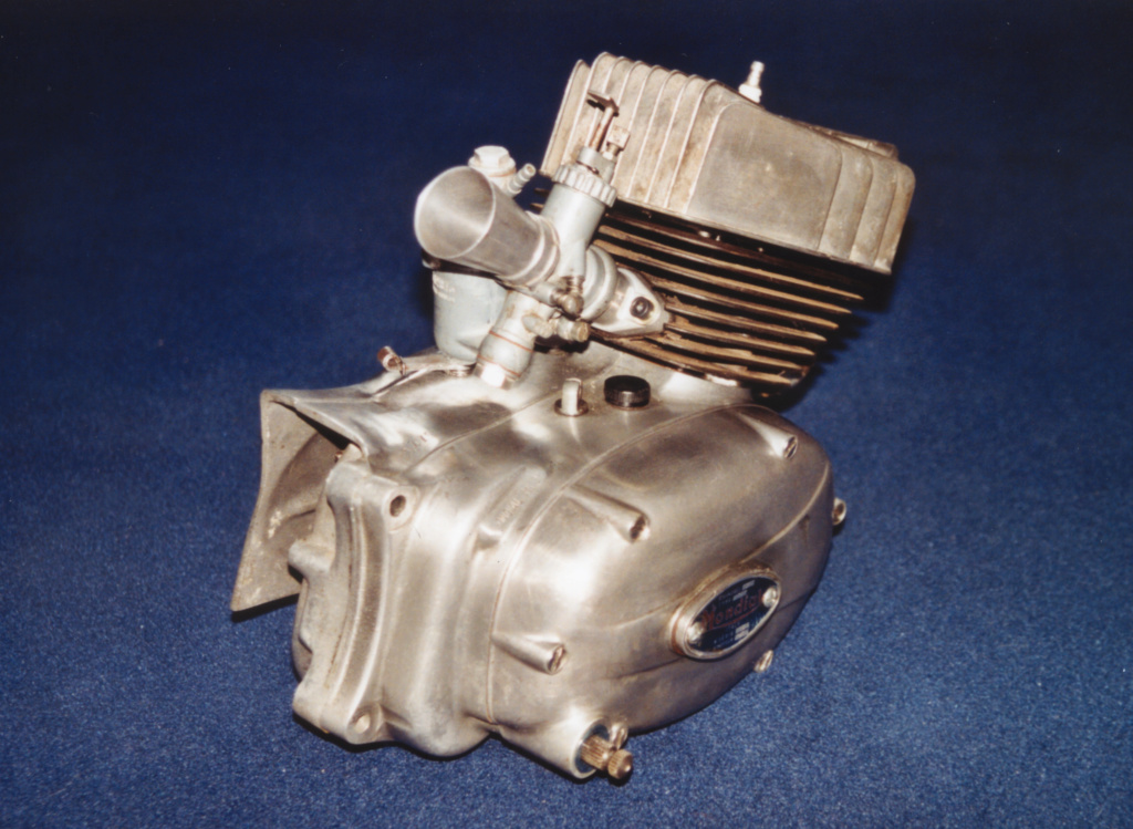 MONDIAL 48SS 4 vitesses. Moteur18
