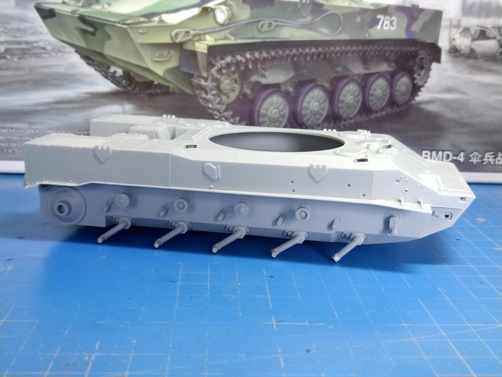 BMD-4 Trumpeter 1/35 Img_1939