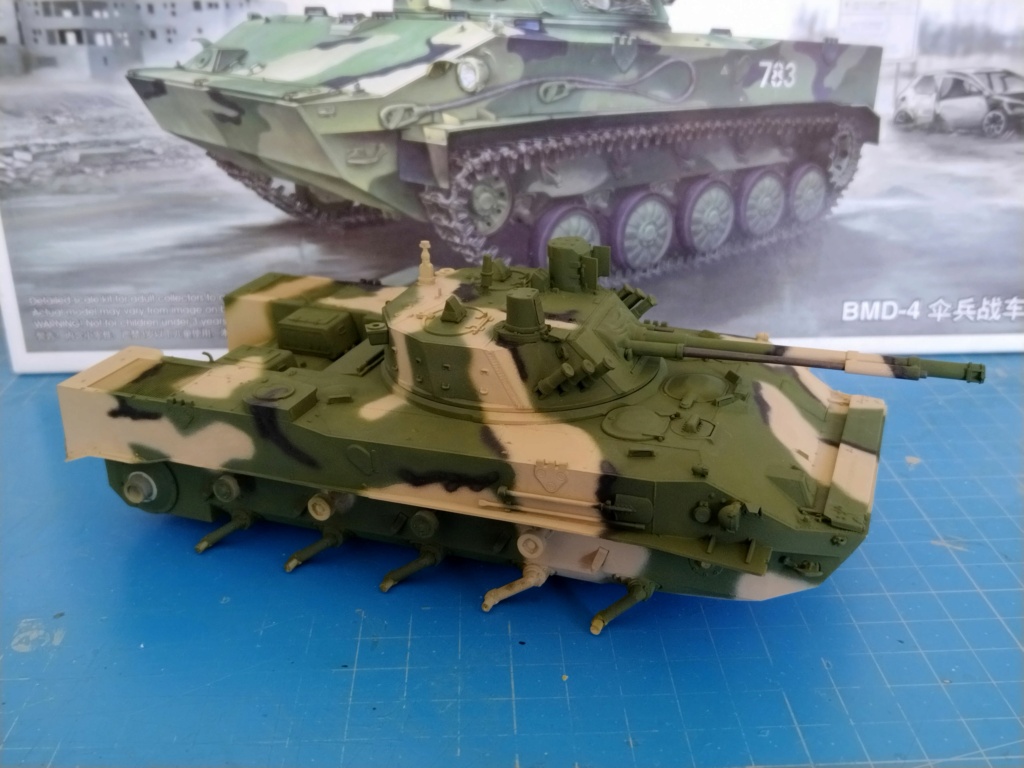 BMD-4 Trumpeter 1/35 Img_1960