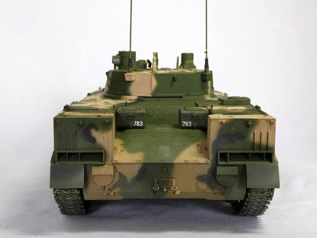 BMD-4 Trumpeter 1/35 Img_1975