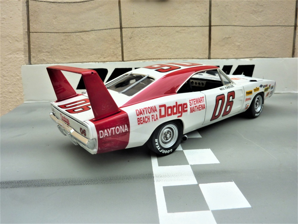 Réfection complète Dodge Daytona nascar Neil Castles términée Phot1799