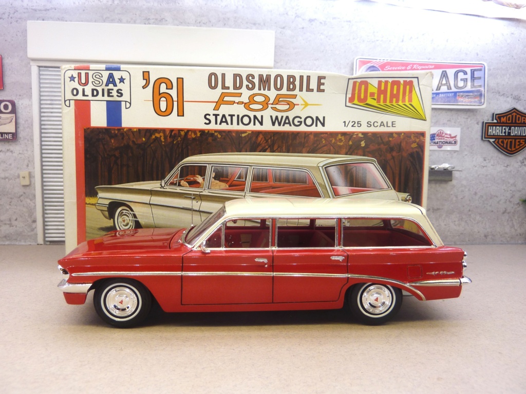  Olsmobile F85 Station Wagon 1961 terminée  - Page 2 Phot2950