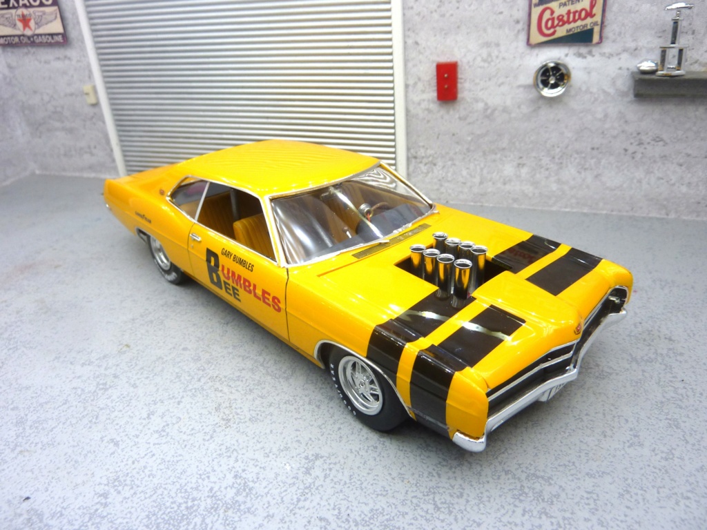  Ford Galaxie Bumble Bee terminée Phot3040