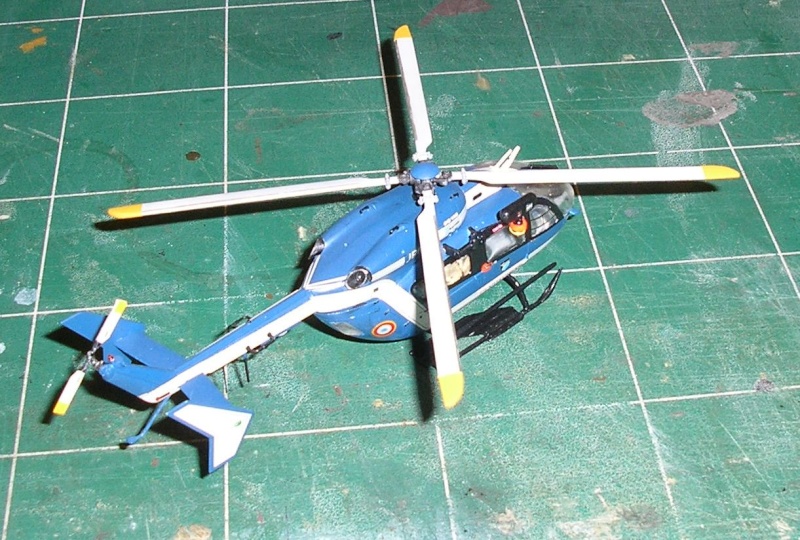 Eurocopter EC145 Gendarmerie 1/72 P1010066