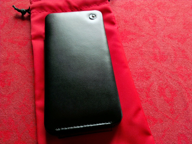 [Accessoire] Noreve Etui Tradition en cuir pour HTC One  Imag0312