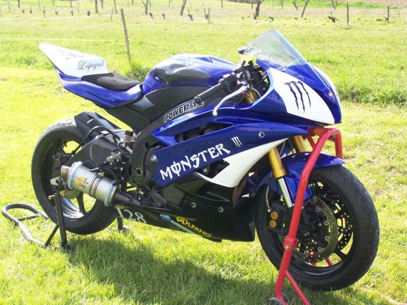 Mon R6 pour 2009.... 100_2347