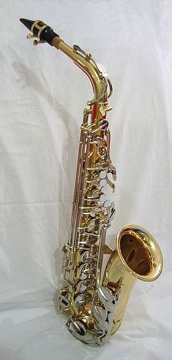 Saxophone invention  250px-10
