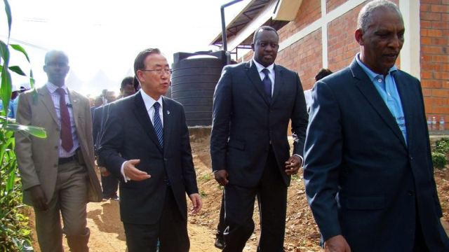 Ban Ki-Moon arrive à Kinshasa Rwanda10