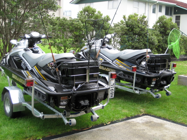 Back in Black, two new Seadoos rigged for Jetskifishing! Two_se10