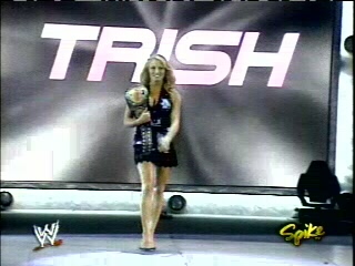 Trish veut un match pour le titre feminin T121