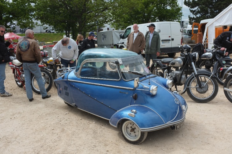 Et les gros scoots, ça ne vous branche pas ?  - Page 3 Dscf1948