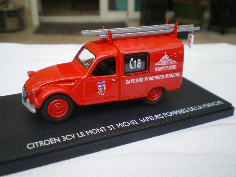 Citroën miniatures > "Véhicules des Sapeurs-Pompiers"  Imgp2112