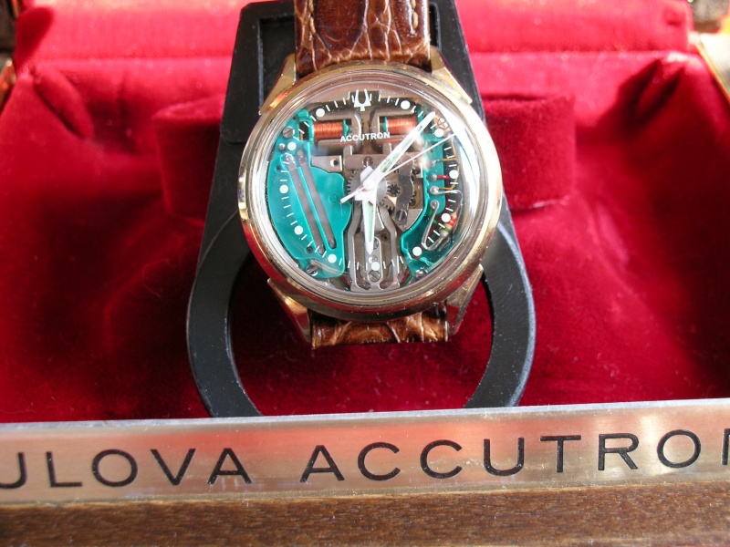 Les vintages qui ont "révolutionnées" l'horlogerie. - Page 2 Dscn9010