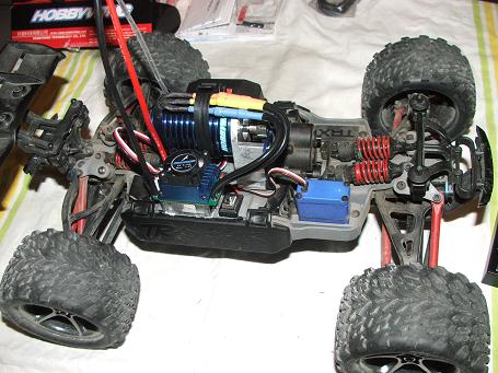 Traxxas E-Revo 1/16 Brushless 54O 9T 4,300kv - Page 2 Dscf4318