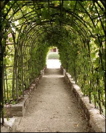 Entrée des jardins et du domaine Jardin10