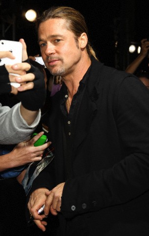 Brad at World War Z Premiere, The Star, Sydney Australia..June 9th 2013 - Page 2 00335840