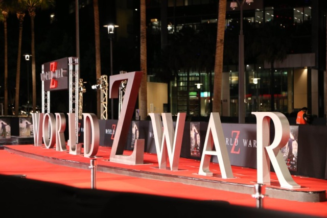 Brad at World War Z Premiere, The Star, Sydney Australia..June 9th 2013 - Page 2 0274