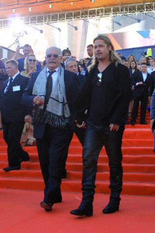 Brad at World War Z Premiere..Moscow Film Festival, Pushkinsky Cinema..June 20th 2013 0_226