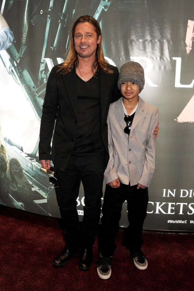 Brad and Angelina at World War Z Premiere..Leicester Square, London..June 2nd, 2013 - Page 4 Kgrhqf24