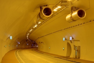 Des ventilateurs de tunnel routier ou autre Tunnel46