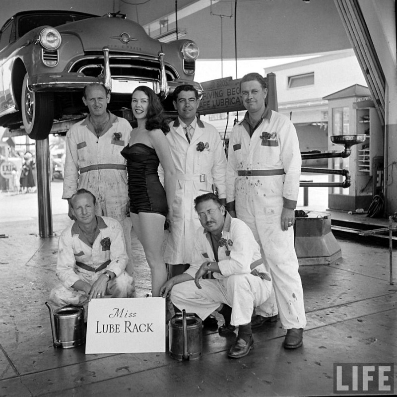 Nancy D'Alesandro (Pelosi) \  Miss Lube Rack 1955 Noname10