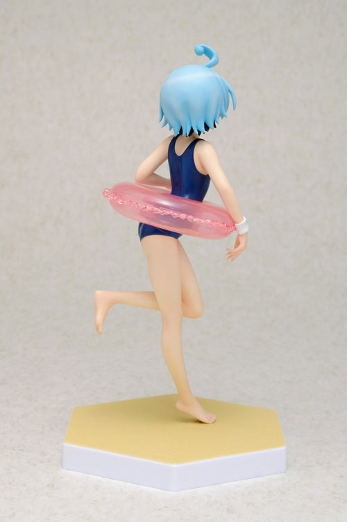 [Figurine] Wave - Shiranui 1/10 Complete Figure - Beach Queen's Vers. (Medaka Box) Fig-mo11