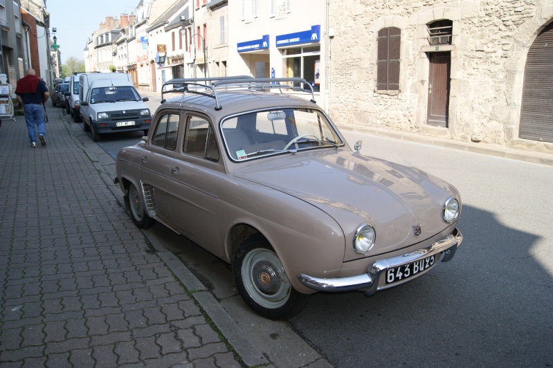 Quelques RENAULT roulantes que vous croisez. Dsc00425