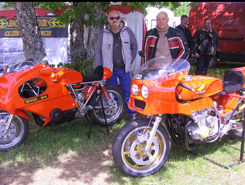 COUPES MOTOS LEGENDE 2013 - Page 2 Les_mo10