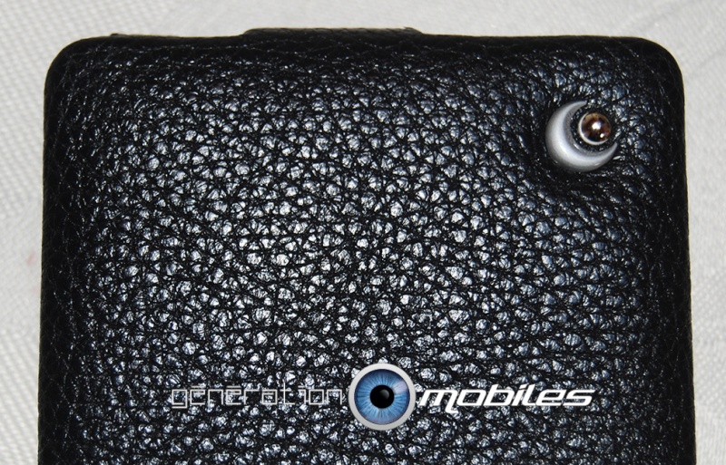 [NOREVE] Housse cuir  "Ambition" pour WP8X by HTC Datzai10