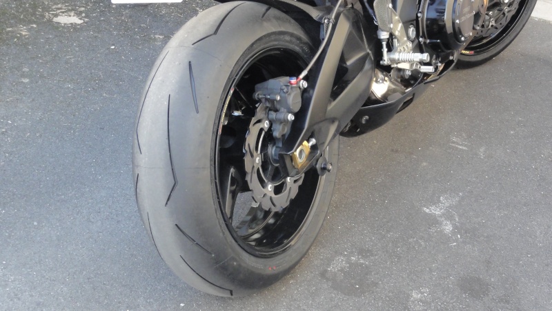 Pirelli Diablo supercorsa V2 SP en 200/55 monté Pneu_b12