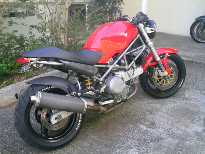 (vendue) vend moto DUCATI mostro 750 Ptdc0110