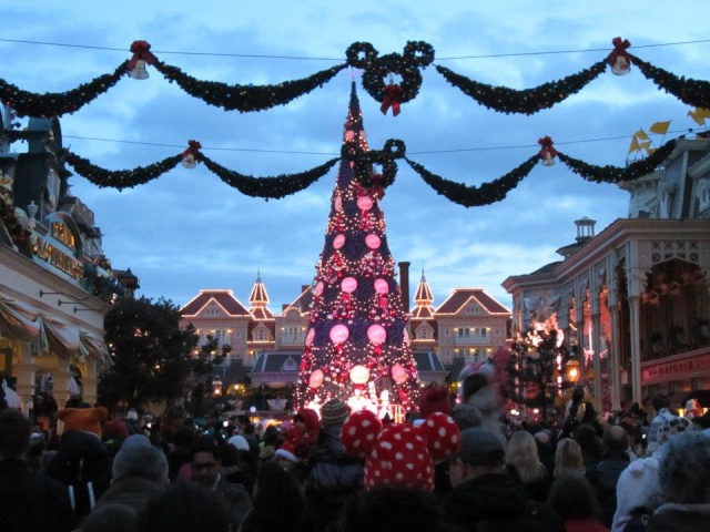 TR - Un nouvel an magique à Disneyland Paris - 31/12/12 - 01/01/13  - Page 3 31121210