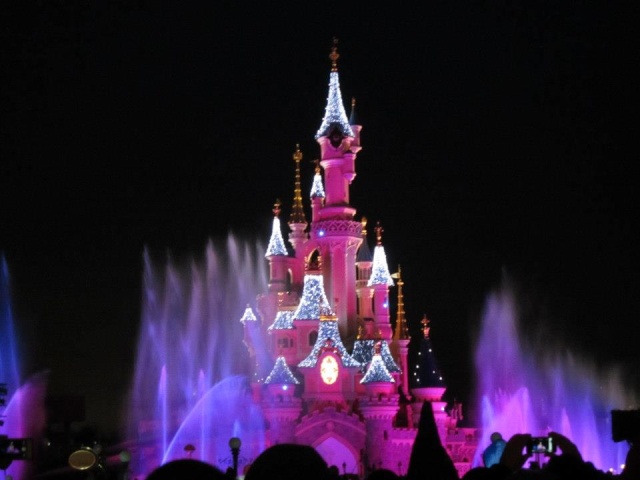TR - Un nouvel an magique à Disneyland Paris - 31/12/12 - 01/01/13 - Page 3 31121214