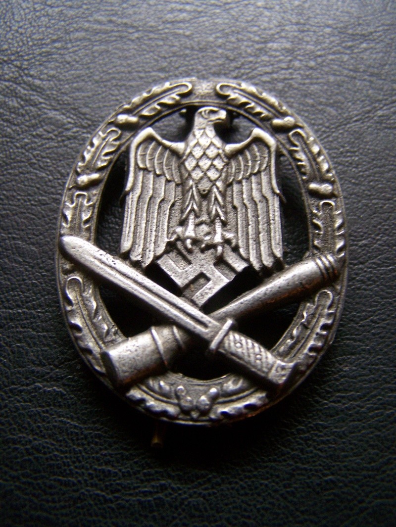 Authenticité badge assaut général 105_8310