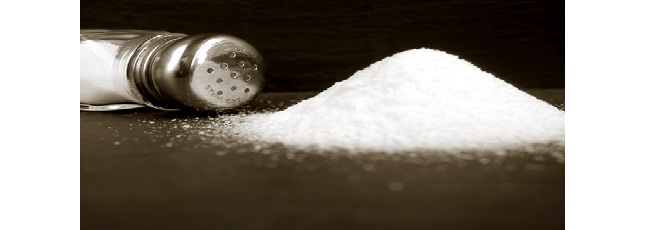 الملح الزائد يتسبب في ترقق العظام Salt11