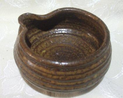 Pouring Bowl has been identified as made by Rosemary Cato Pourin10