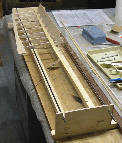 Yak-9 Build, part one - Page 2 Aile_e10