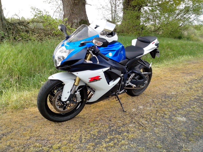 GSX-R 750 K8 est ce raisonnable? Img_2010