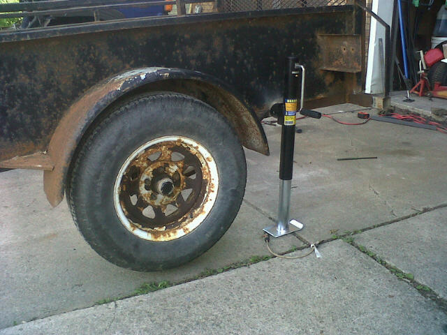 Utility Trailer Rebuild - Page 2 Jack10